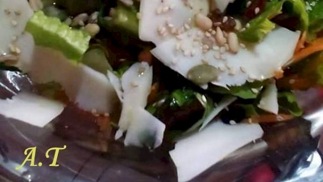 Salad with graviera